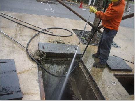 古浪池底污泥如何清理